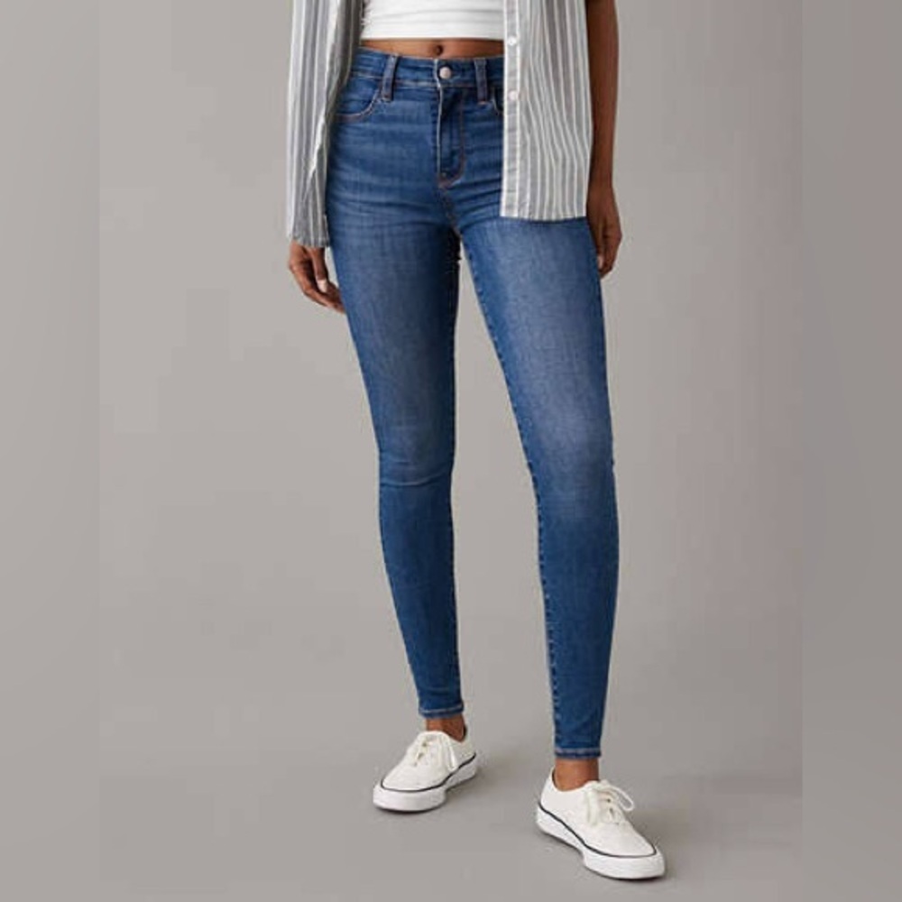 American Eagle denim jeans Mid Wash blue High Rise Skinny size 2 fit lik…​​​​​